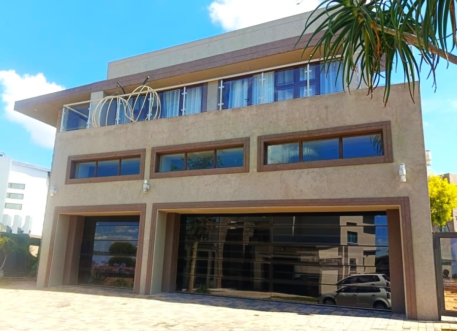 5 Bedroom Property for Sale in Woodhill Estate Limpopo