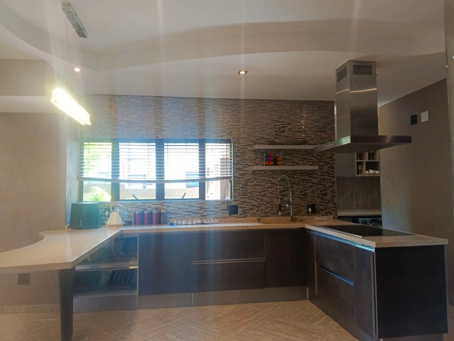 5 Bedroom Property for Sale in Woodhill Estate Limpopo