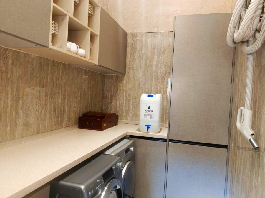 5 Bedroom Property for Sale in Woodhill Estate Limpopo