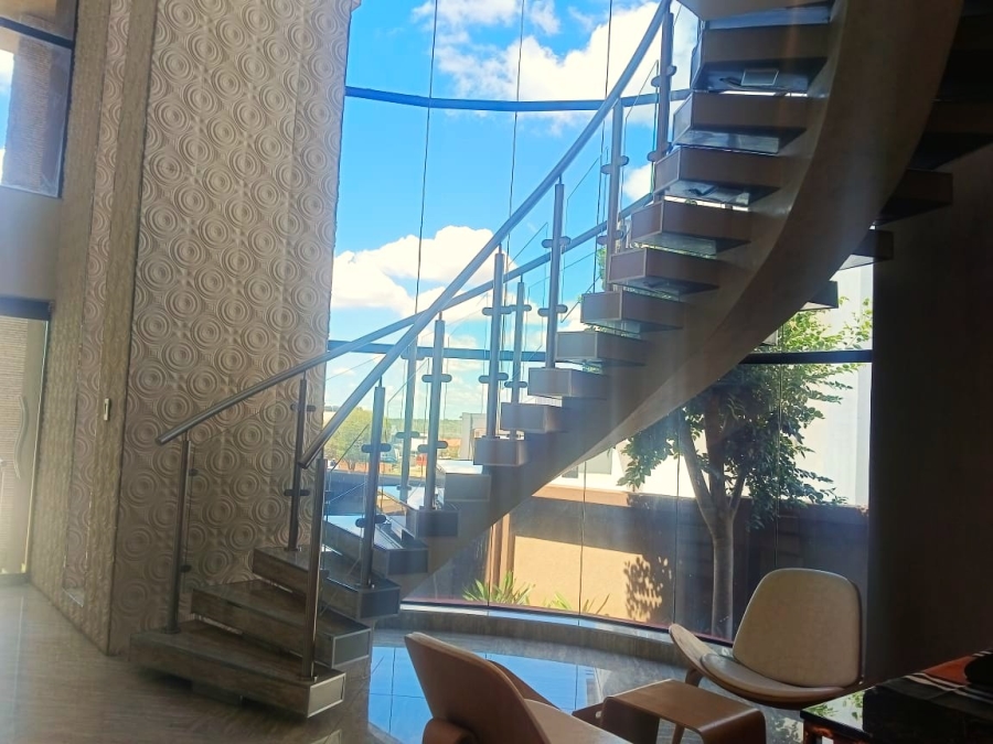 5 Bedroom Property for Sale in Woodhill Estate Limpopo