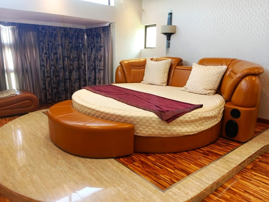 5 Bedroom Property for Sale in Woodhill Estate Limpopo