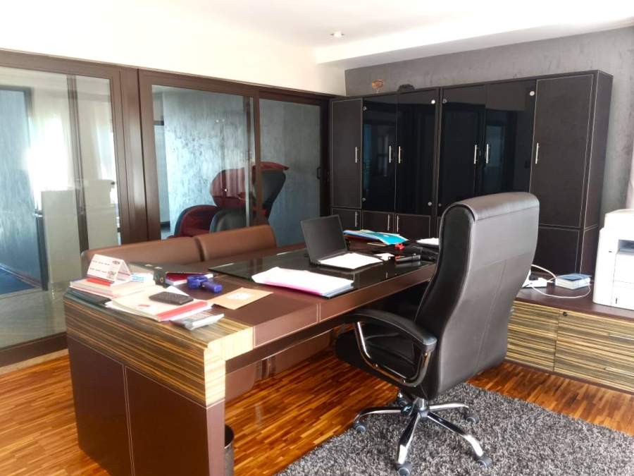 5 Bedroom Property for Sale in Woodhill Estate Limpopo