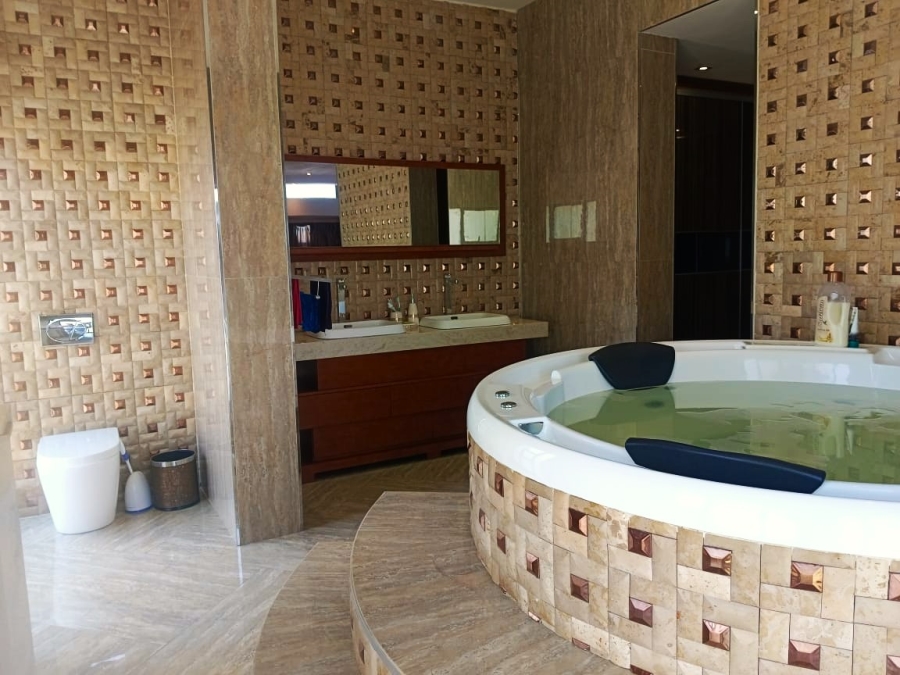 5 Bedroom Property for Sale in Woodhill Estate Limpopo