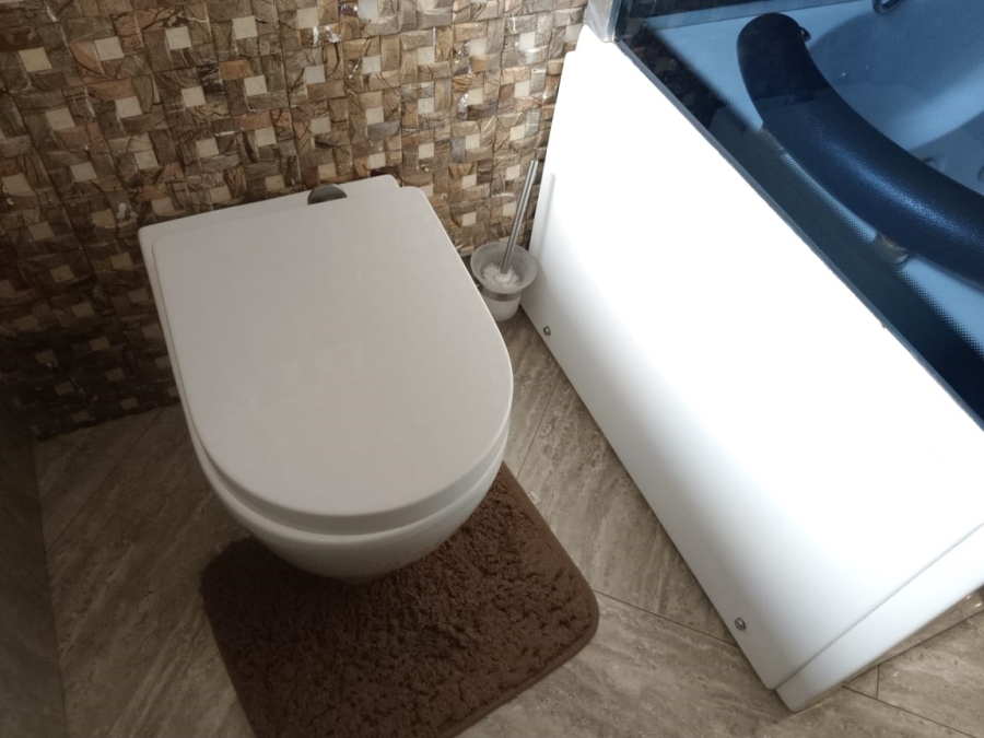 5 Bedroom Property for Sale in Woodhill Estate Limpopo