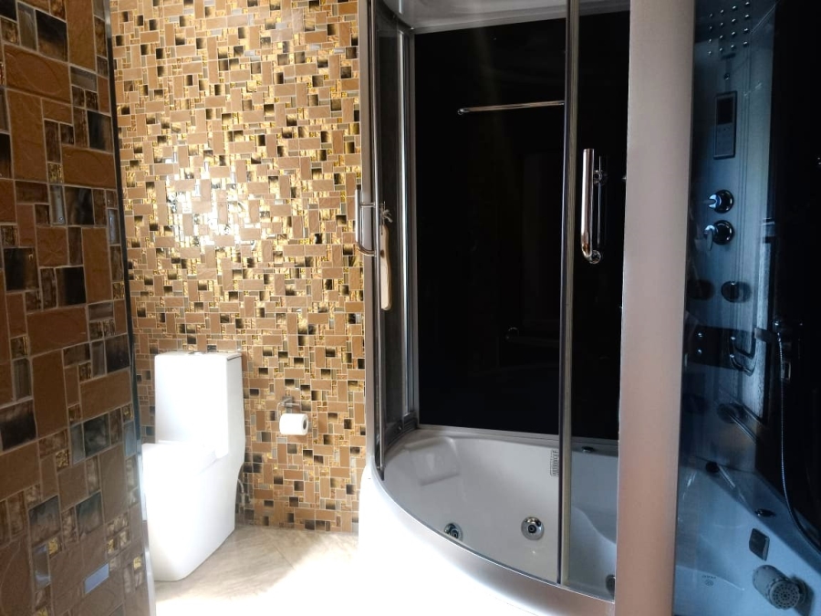 5 Bedroom Property for Sale in Woodhill Estate Limpopo