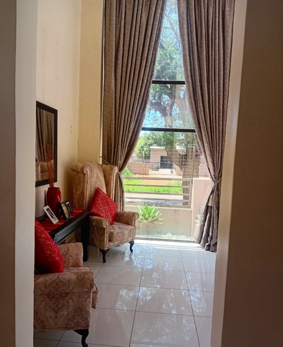 6 Bedroom Property for Sale in Bendor Limpopo