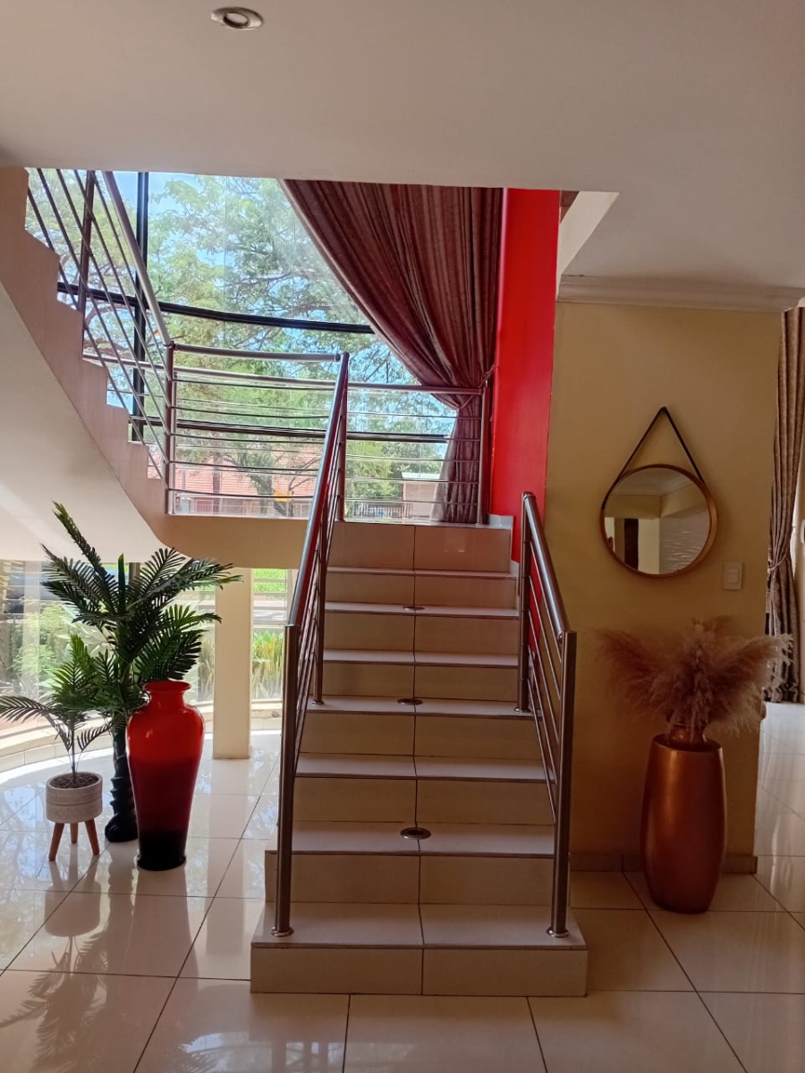 6 Bedroom Property for Sale in Bendor Limpopo