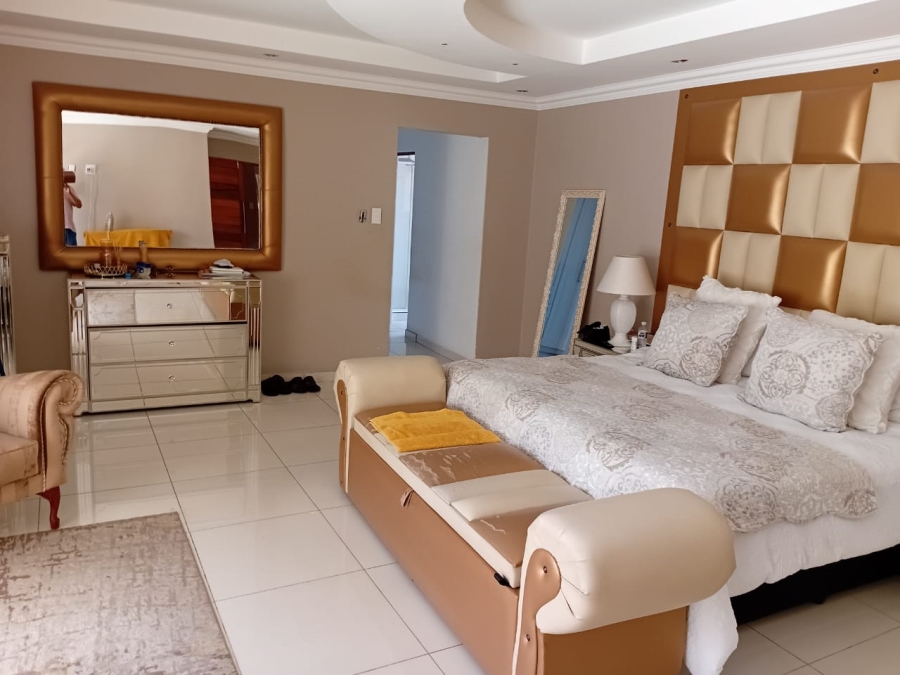 6 Bedroom Property for Sale in Bendor Limpopo