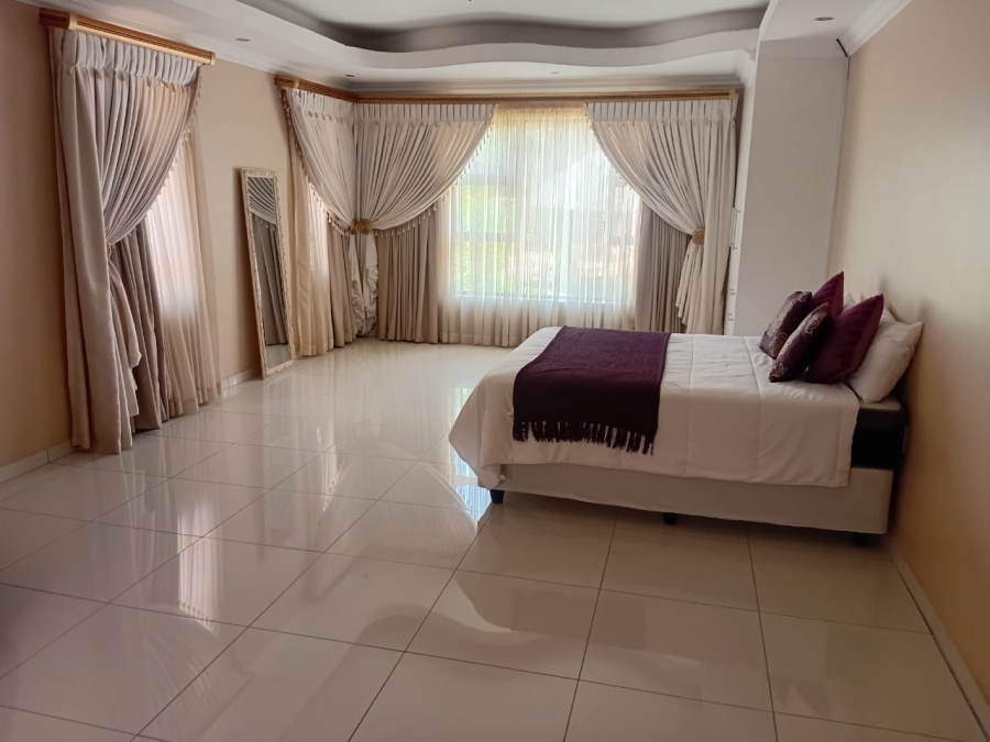 6 Bedroom Property for Sale in Bendor Limpopo