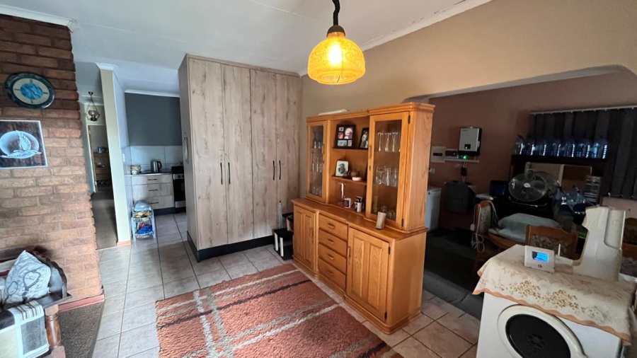 3 Bedroom Property for Sale in Fauna Park Limpopo