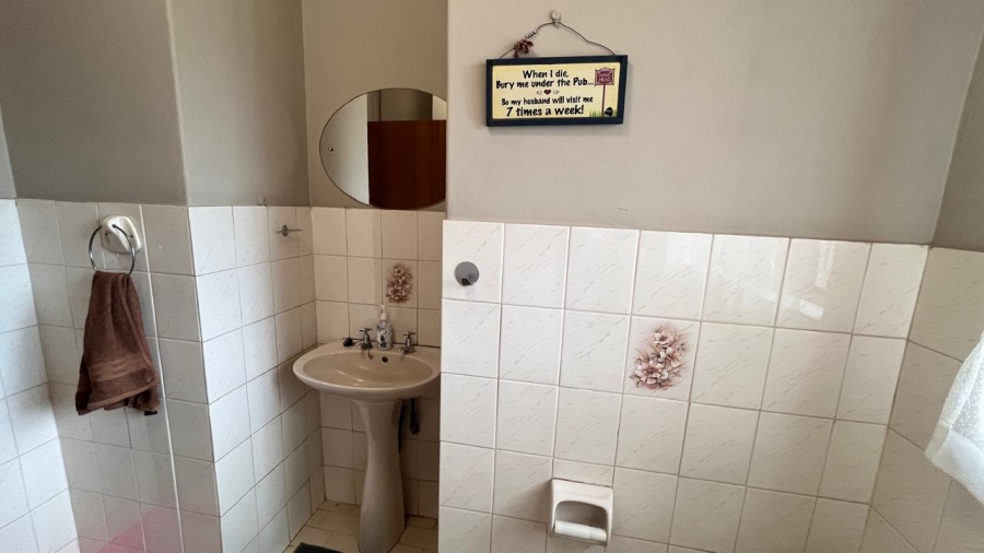 3 Bedroom Property for Sale in Fauna Park Limpopo