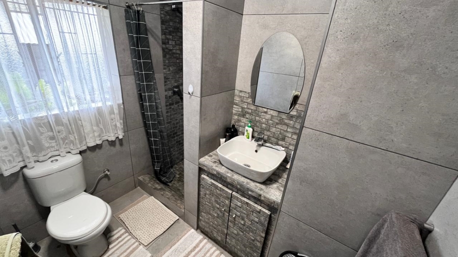 3 Bedroom Property for Sale in Fauna Park Limpopo