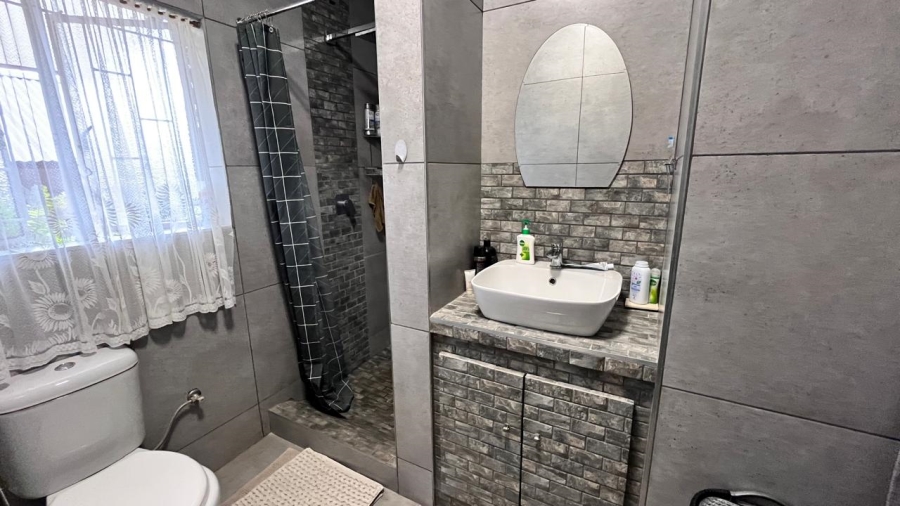 3 Bedroom Property for Sale in Fauna Park Limpopo