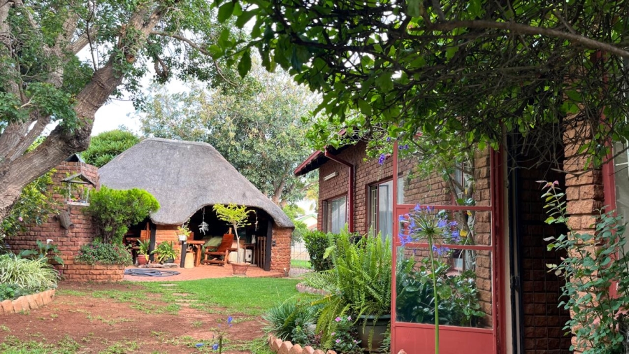 3 Bedroom Property for Sale in Fauna Park Limpopo