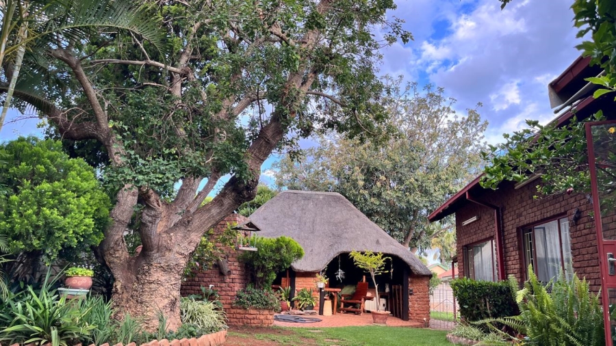 3 Bedroom Property for Sale in Fauna Park Limpopo