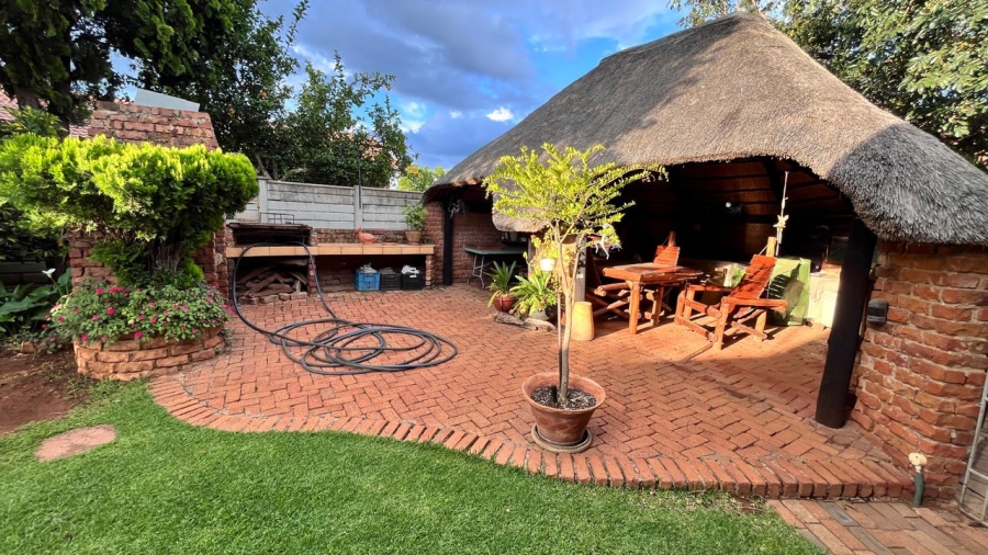 3 Bedroom Property for Sale in Fauna Park Limpopo