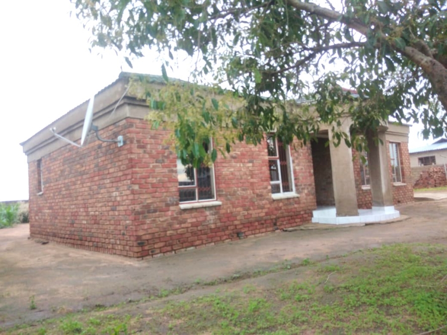 3 Bedroom Property for Sale in makgofe Limpopo