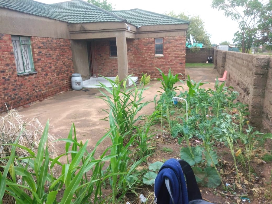 3 Bedroom Property for Sale in makgofe Limpopo