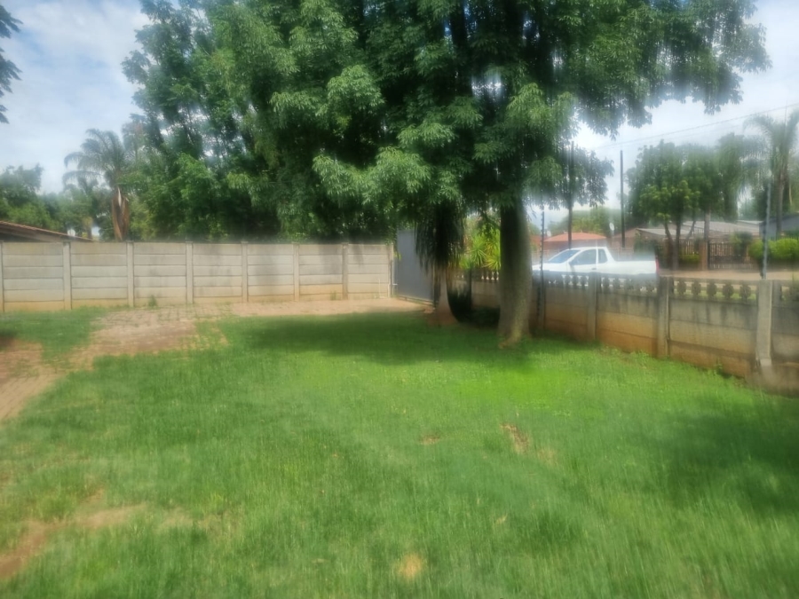 To Let 5 Bedroom Property for Rent in Capricorn Limpopo