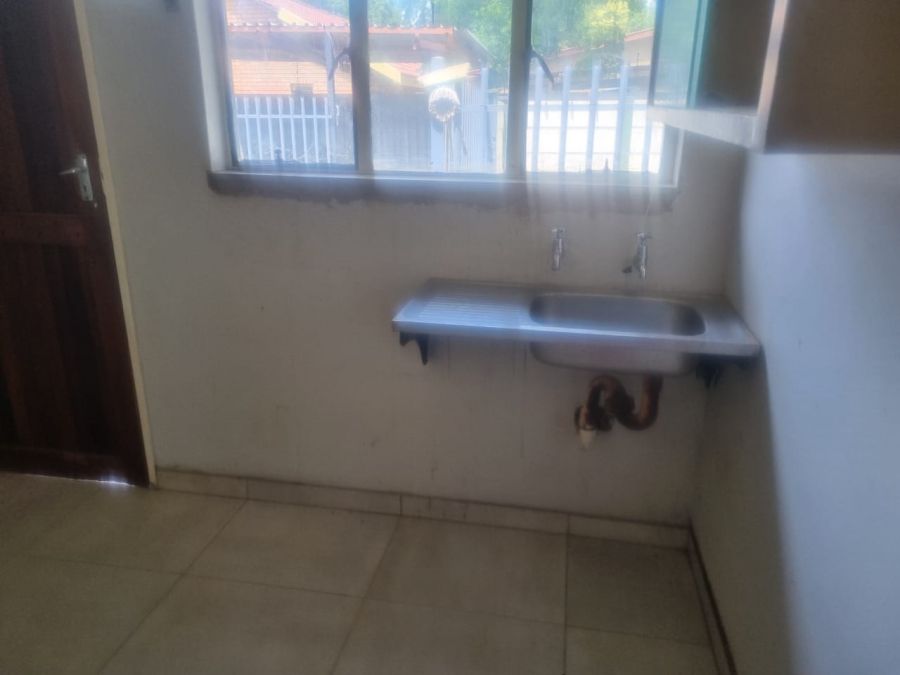 To Let 5 Bedroom Property for Rent in Capricorn Limpopo