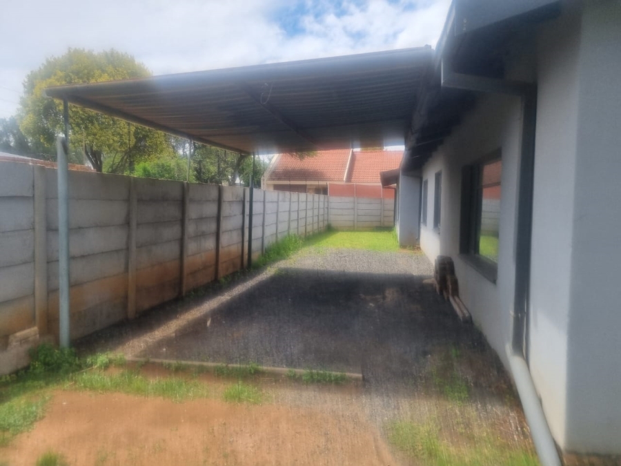 To Let 5 Bedroom Property for Rent in Capricorn Limpopo
