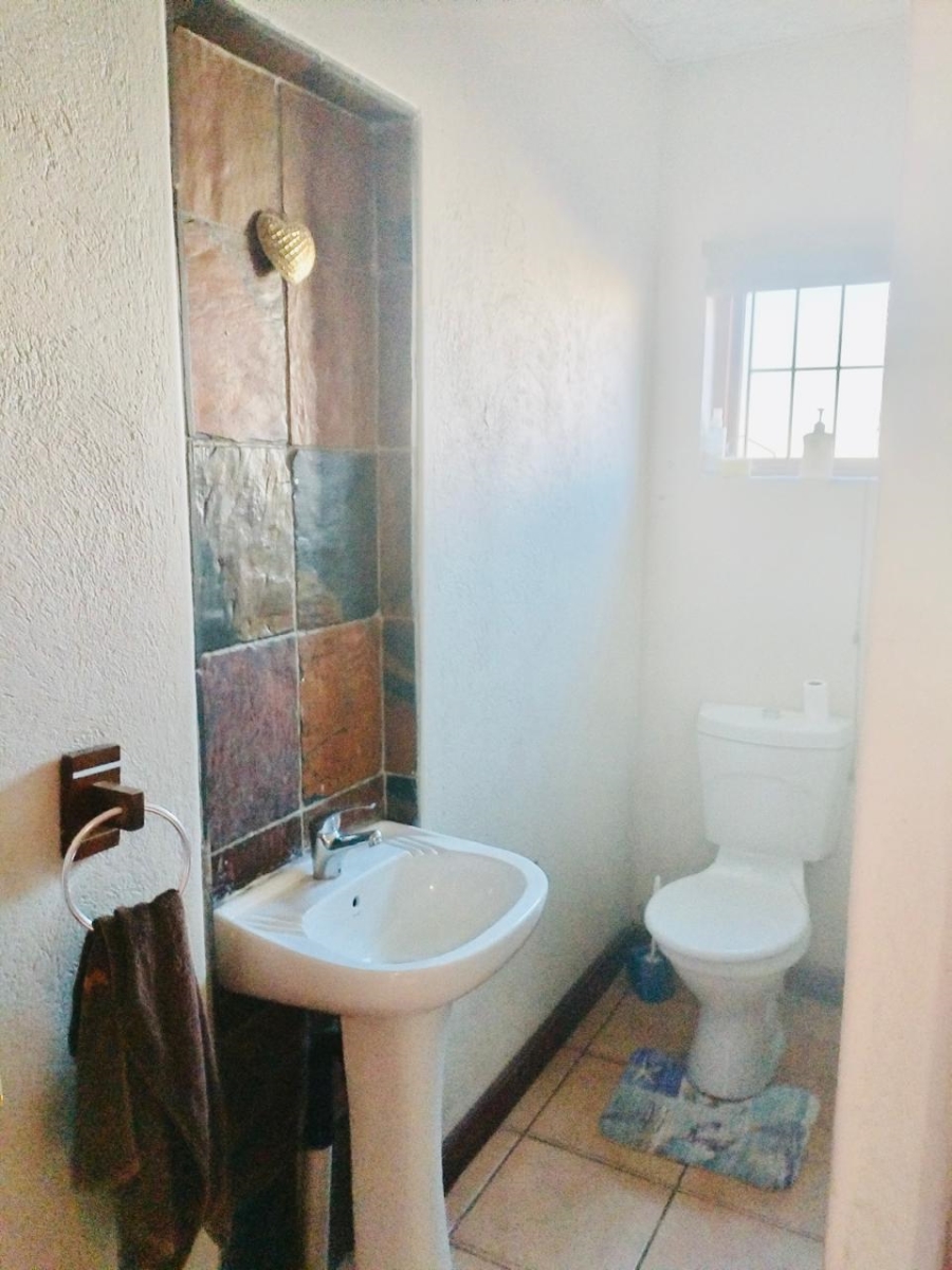 To Let 3 Bedroom Property for Rent in Annadale Limpopo