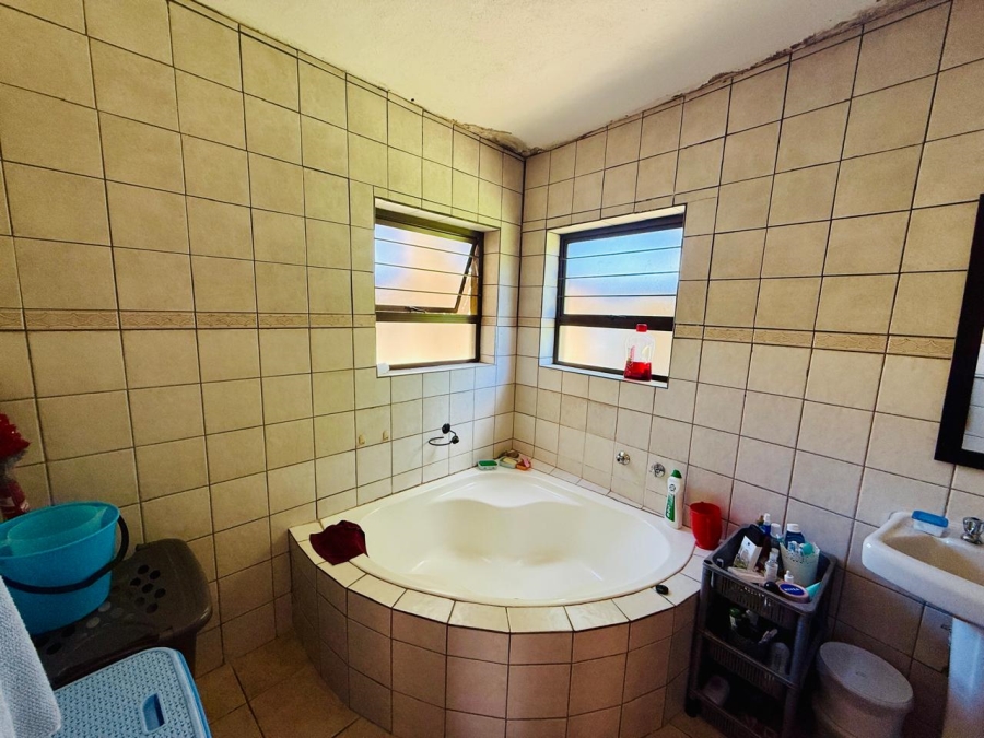 To Let 2 Bedroom Property for Rent in Penina Park Limpopo