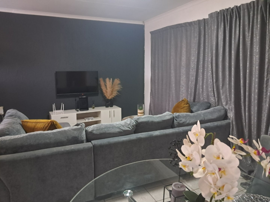 To Let 2 Bedroom Property for Rent in Bendor Limpopo