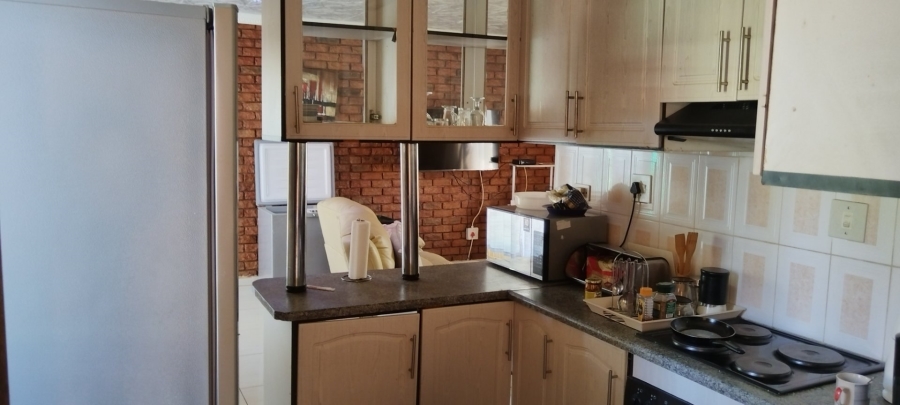 6 Bedroom Property for Sale in Flora Park Limpopo