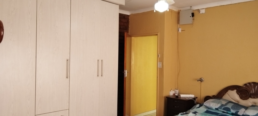 6 Bedroom Property for Sale in Flora Park Limpopo