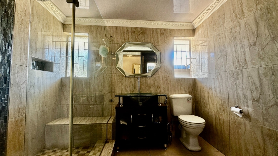 7 Bedroom Property for Sale in Bendor Limpopo