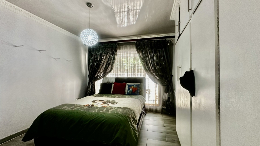 7 Bedroom Property for Sale in Bendor Limpopo