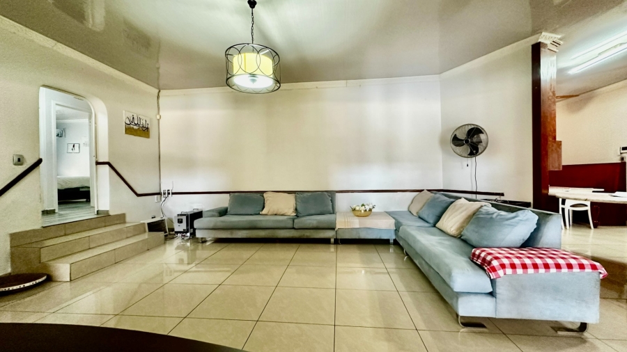 7 Bedroom Property for Sale in Bendor Limpopo