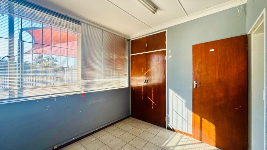 To Let commercial Property for Rent in Polokwane Central Limpopo