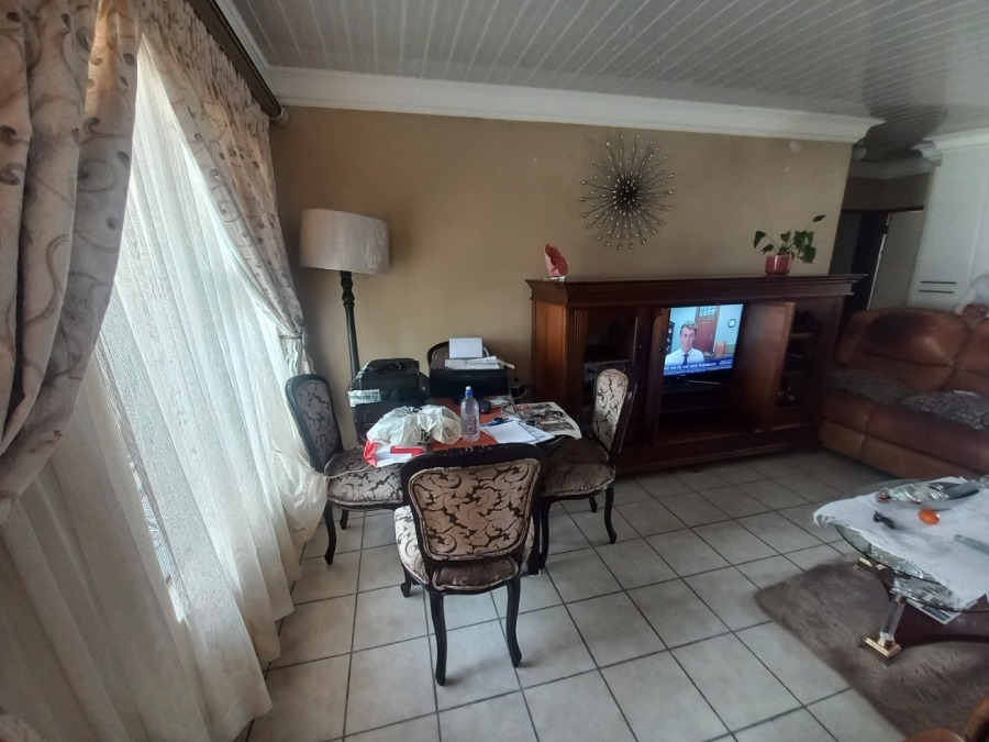 2 Bedroom Property for Sale in Polokwane Central Limpopo