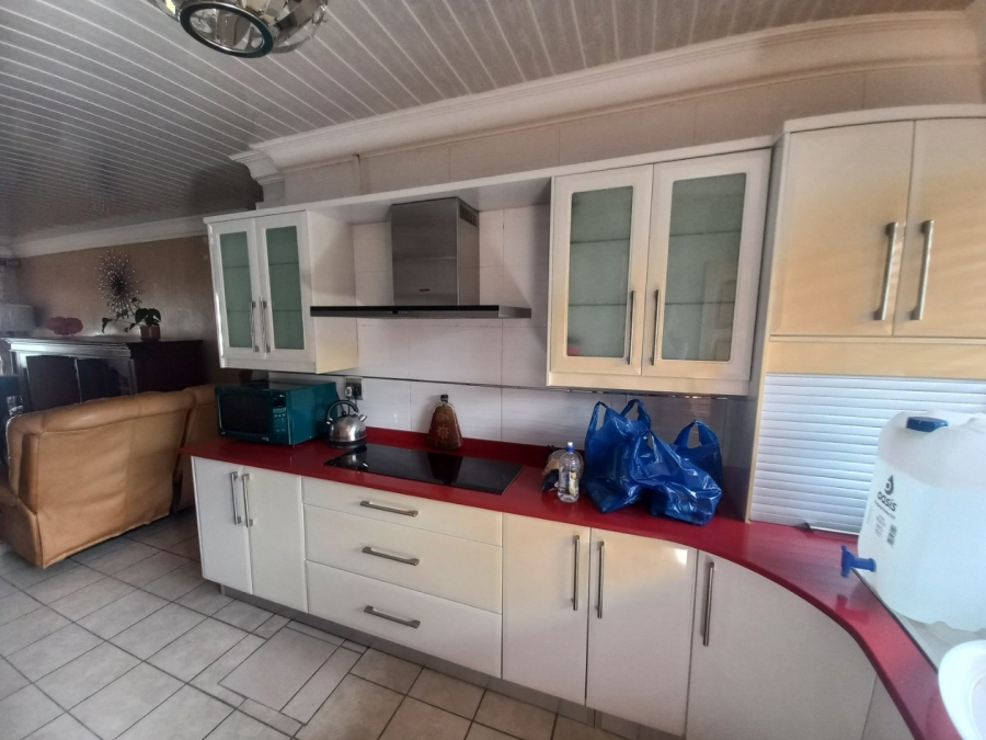 2 Bedroom Property for Sale in Polokwane Central Limpopo
