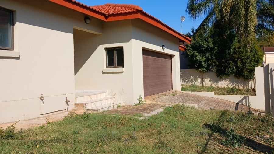 To Let 4 Bedroom Property for Rent in Golden Acres Estate Limpopo