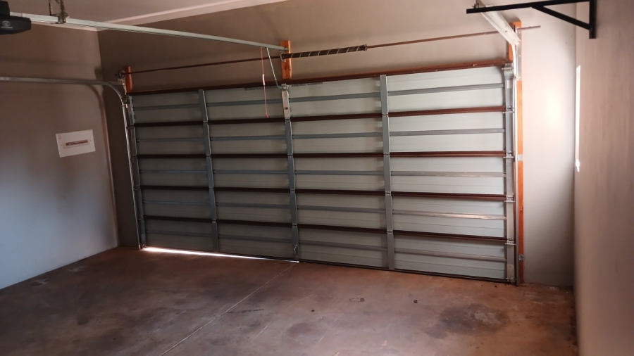 To Let 4 Bedroom Property for Rent in Golden Acres Estate Limpopo