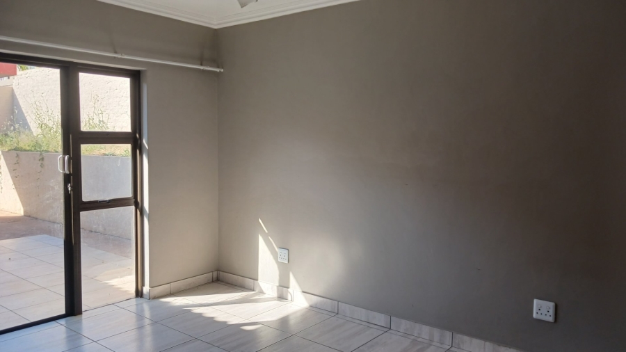 To Let 4 Bedroom Property for Rent in Golden Acres Estate Limpopo