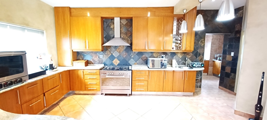 4 Bedroom Property for Sale in Bendor Village Limpopo
