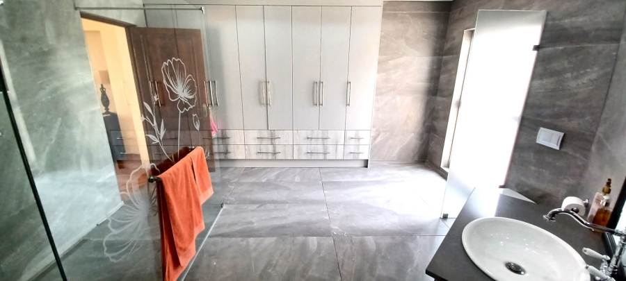 4 Bedroom Property for Sale in Bendor Village Limpopo