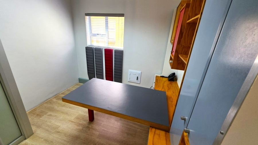 Commercial Property for Sale in Hampton Court Limpopo