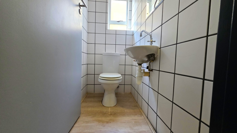 Commercial Property for Sale in Hampton Court Limpopo