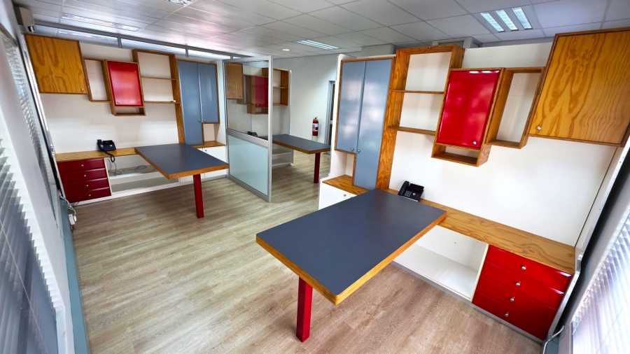 Commercial Property for Sale in Hampton Court Limpopo