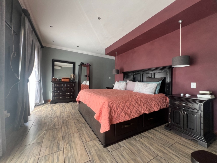 5 Bedroom Property for Sale in Eagles Crest Limpopo