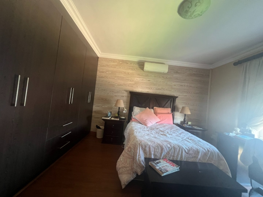 5 Bedroom Property for Sale in Eagles Crest Limpopo