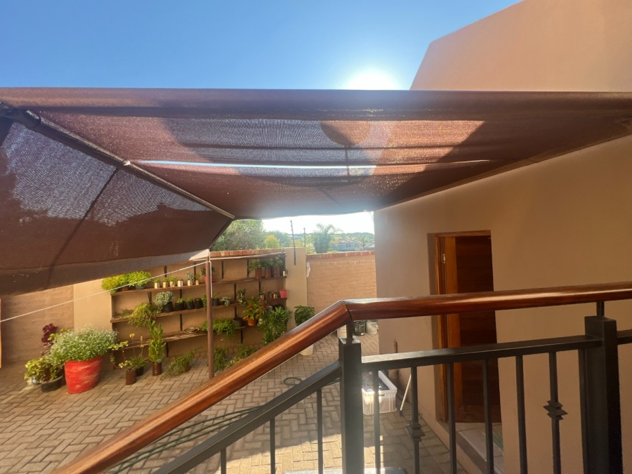 5 Bedroom Property for Sale in Eagles Crest Limpopo