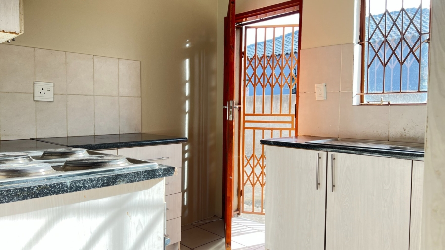 3 Bedroom Property for Sale in Rethabile Gardens Limpopo