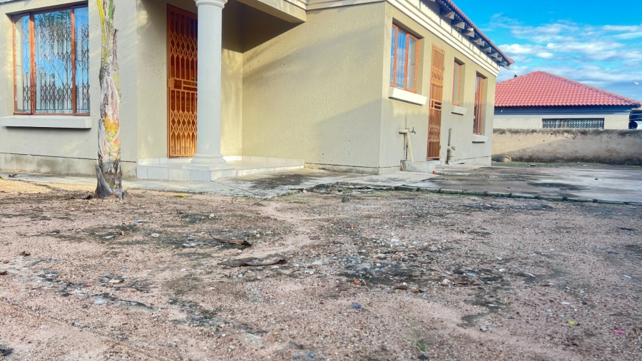 3 Bedroom Property for Sale in Rethabile Gardens Limpopo