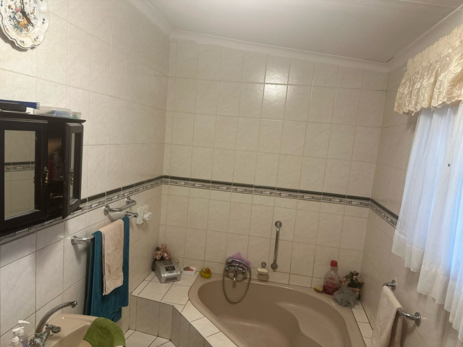 4 Bedroom Property for Sale in Trim Park Limpopo